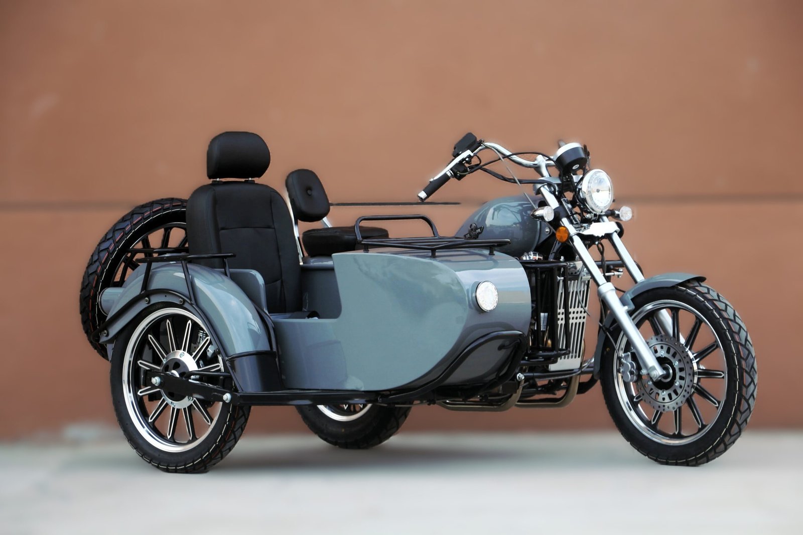 Regal Raptor DD400B Three-Seat Motorcycle with Sidecar Review 7 Regal Raptor DD400B Three-Seat Motorcycle with Sidecar Review - Image 7