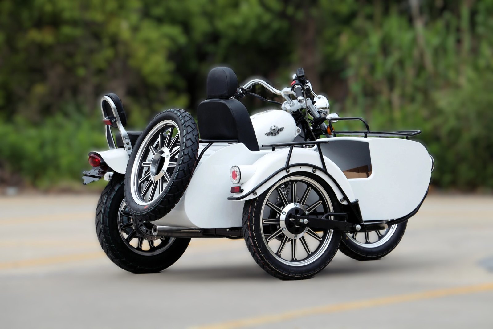 Regal Raptor DD400B Three-Seat Motorcycle with Sidecar Review 3 Regal Raptor DD400B Three-Seat Motorcycle with Sidecar Review - Image 3